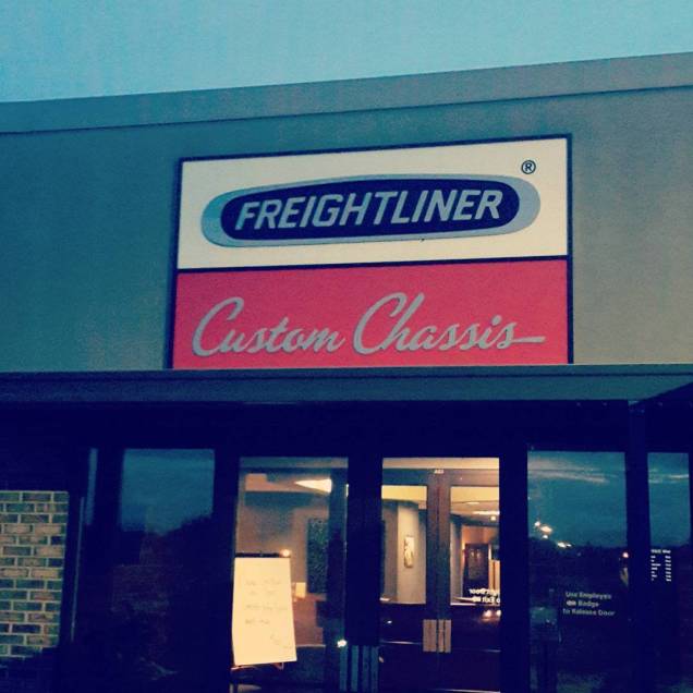 18809730_668826316641449_4845069885547479040_n(1)